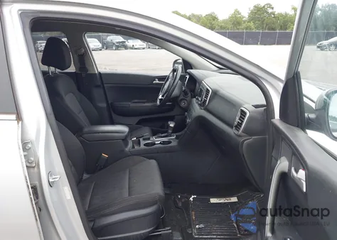 2017 Kia Sportage Lx z USA, uszkodzony, nr VIN KNDPMCAC9H7143223